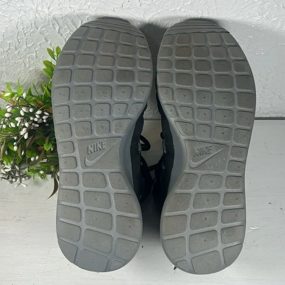 Nike Roshe One Hi Sneakerboots Camouflage Lined Cold Weather Sneakerboot 8 1/2 - Picture 6 of 15